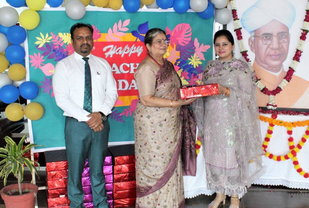 Inspiring Minds: Ivy World School’s Teacher’s Day Bash